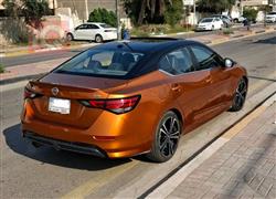 نيسان سنترا